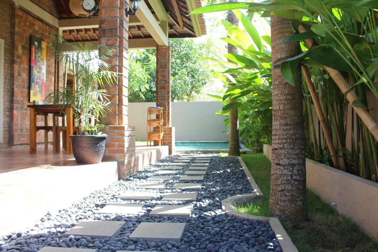 Villa Mayong Uluwatu Екстер'єр фото