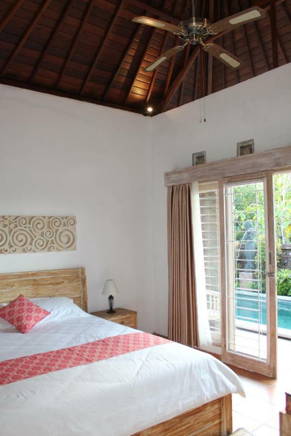 Villa Mayong Uluwatu Екстер'єр фото